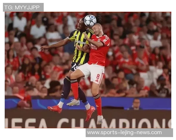 世界杯曼城与本菲卡激战四三乌龙球引发争议判罚全场沸腾 世界杯曼城与本菲卡激战四三乌龙球引发争议判罚全场沸腾