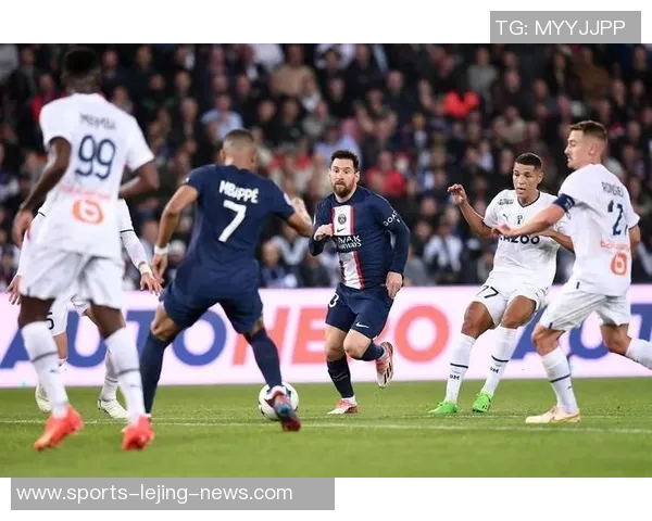 巴黎圣日耳曼逆转热刺的友谊赛精彩瞬间与全场焦点分析 巴黎圣日耳曼逆转热刺的友谊赛精彩瞬间与全场焦点分析