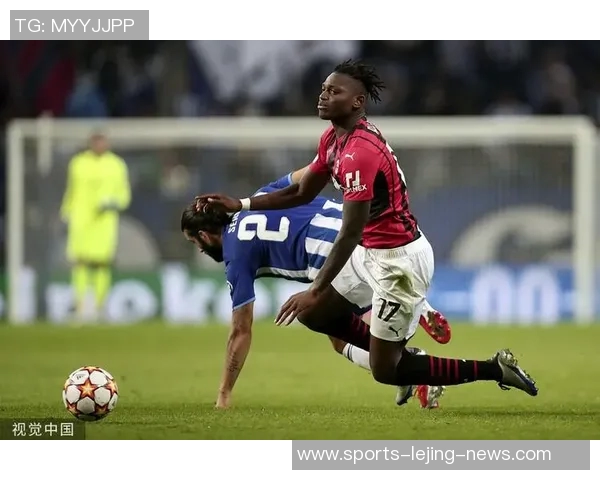 波尔图与AC米兰友谊赛精彩回顾点球大战引发全场热烈反响 波尔图与AC米兰友谊赛精彩回顾点球大战引发全场热烈反响