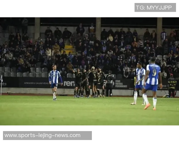 波尔图绝杀切尔西乌龙球成比赛转折点引发热议 波尔图绝杀切尔西乌龙球成比赛转折点引发热议